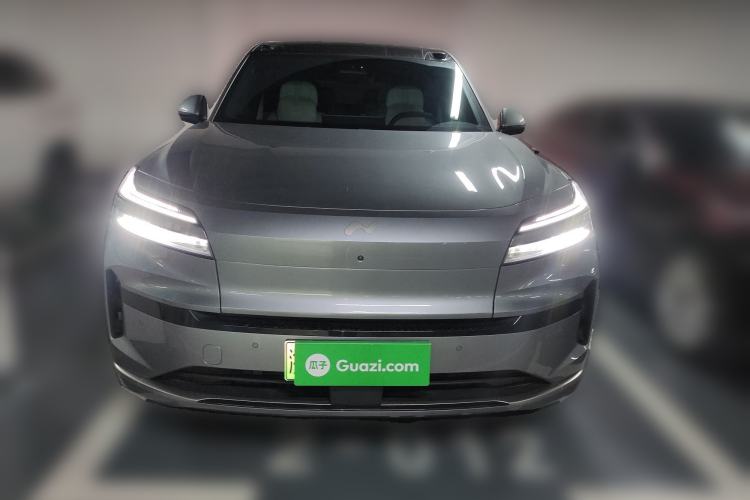 Used ONVO Luxeed L90 2025 Model—Max Six-Seater Version
