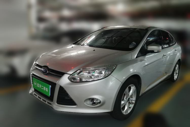 Used Ford Focus 2012 Sedan 1.6L Manual Fashion Edition Guazi used car, China used car export, Used car for sale, Used Ford cars, Cheapest cars for sale