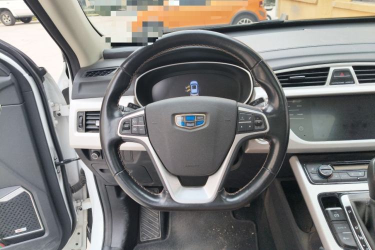 Used Geely Auto Emgrand X7 Sport 2018 1.8TD Automatic Two-Wheel Drive ZhiZun Model with 4G Connectivity