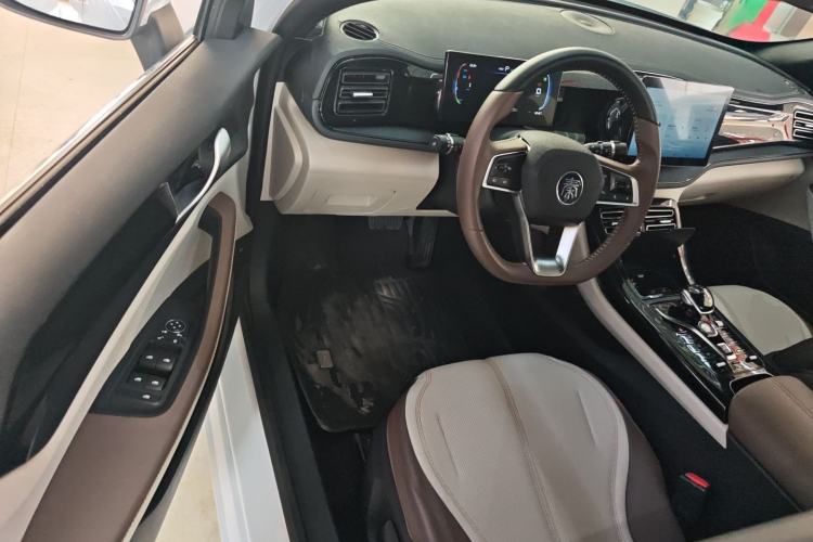 Used BYD Qin PLUS 2024 HONOR Edition DM-i 55KM Leading Model
