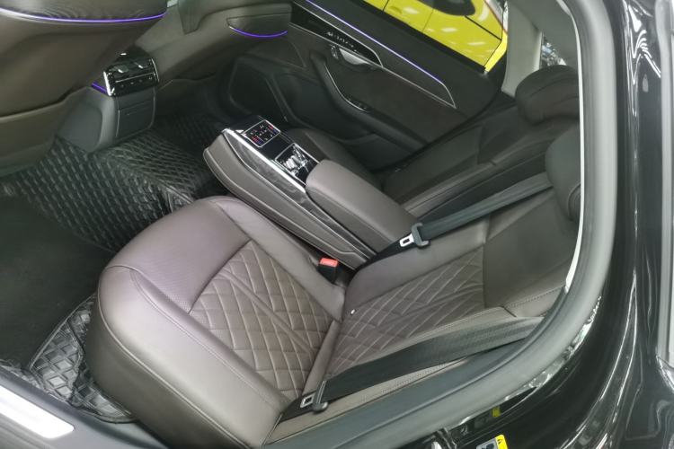 Used Audi A8 2022 A8L 50 TFSI quattro Comfort Edition Collector's Model
