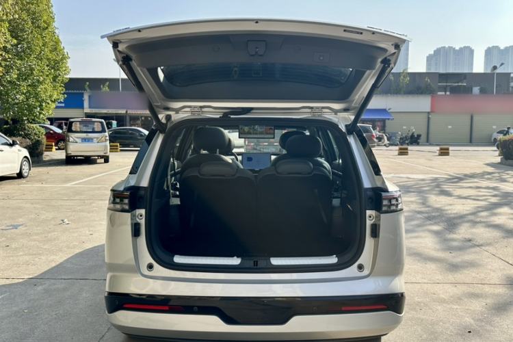 Used Dongfeng eπ eπ008 2024 210Max Range-Extended Version 6 Seats