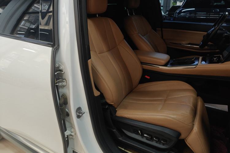 Used Nio ES8 2020 415 km Range 6-Seater Version Right Front Seat