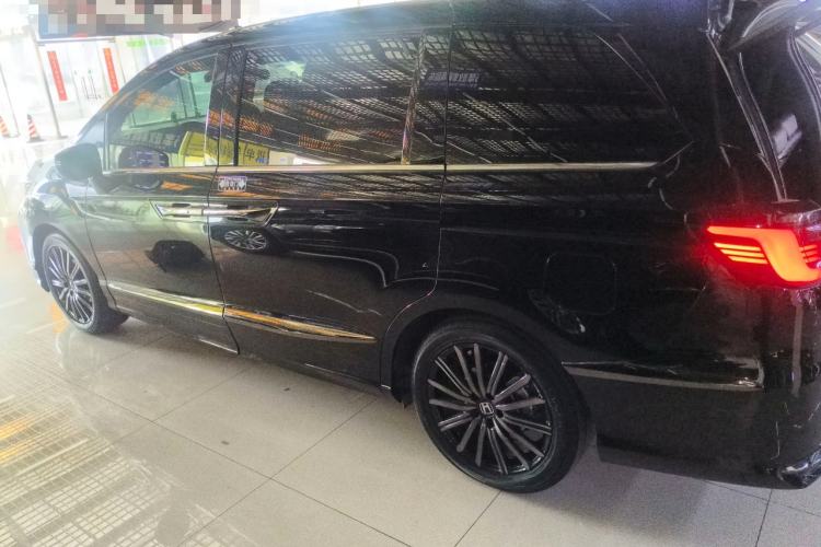 Used Honda Elysion 2024 2.0L eHEV Luxury Edition