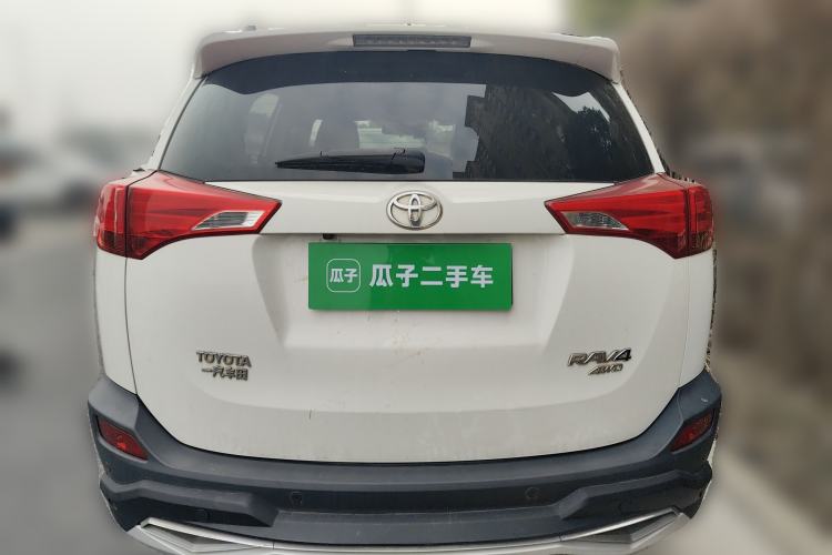 Used Toyota RAV4 2013 2.0L CVT Four-Wheel Drive New Edition