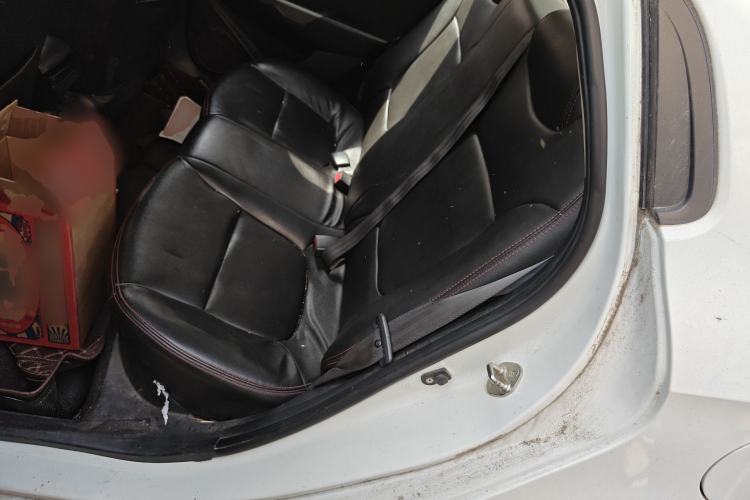 Used Kia K2 2015 Sedan 1.4L Manual Transmission GL
