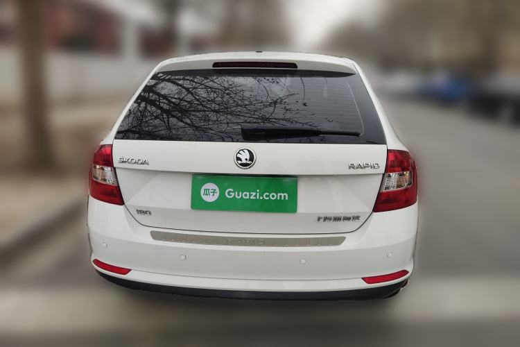 Used Skoda Rapid Spaceback 2018 1.6L Automatic Standard Edition