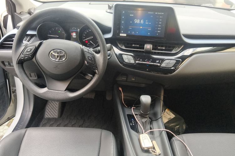 Used Toyota IZOA 2021 2.0L Enjoy Edition