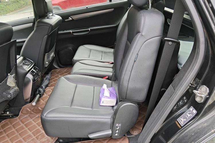 Used Mercedes-Benz R-Class 2011 R 300 L Business Model Left Rear Seat