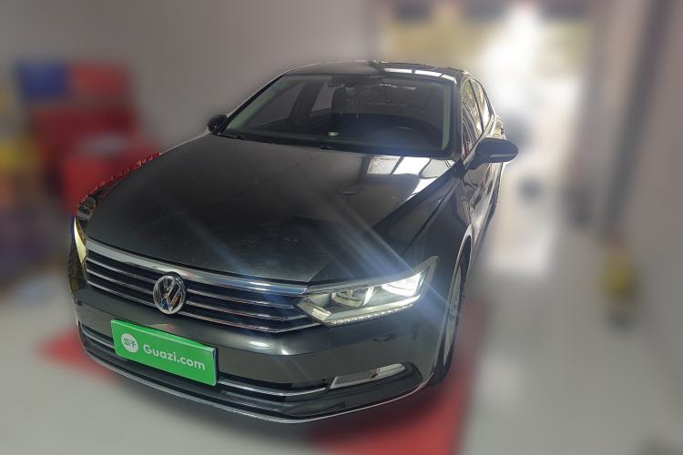 Used Volkswagen Magotan 2017 330TSI DSG Luxury Model