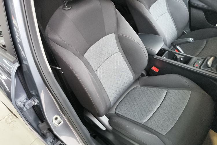 Used Roewe i5 2023 1.5L Manual Comfort Edition