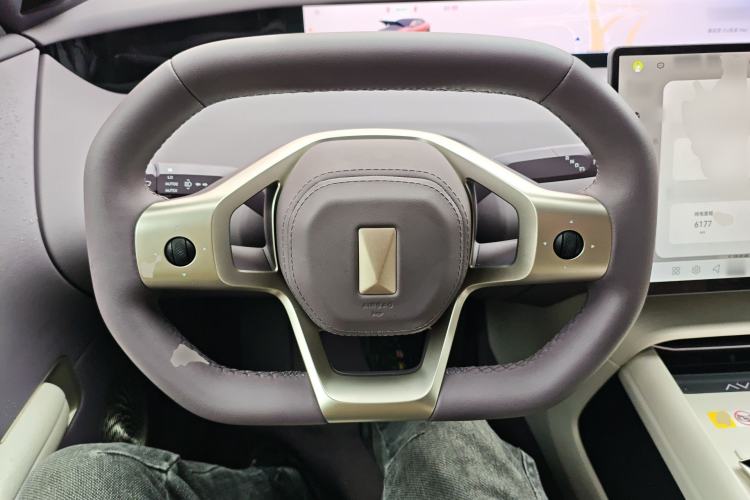 Used Avatr 06 2025 Pro Range-Extended Edition Steering Wheel