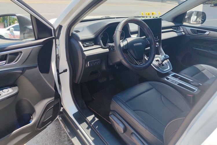 Used Haval M6 2021 PLUS 1.5T DCT Luxury Smart Connectivity Model
