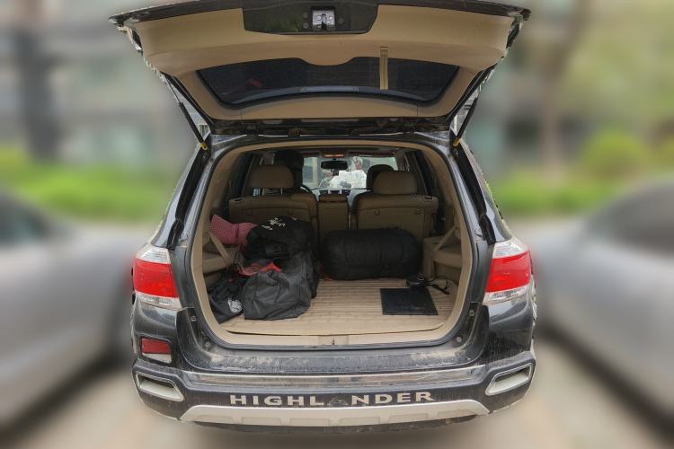 Used Toyota Highlander 2013 2.7L Two-Wheel Drive 7-Seater Zijin Edition
