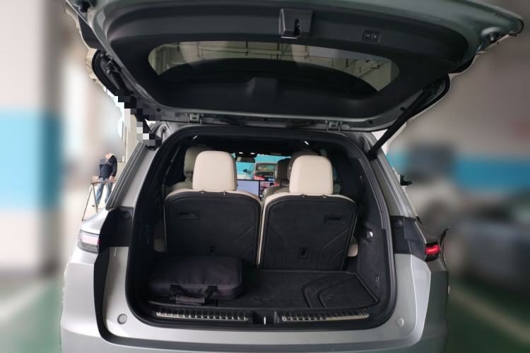 Used Li Auto L9 2022 Max model Trunk