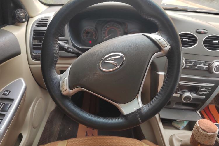 Used Soueast V3 Lingyue 2011 1.5L Manual Deluxe Edition Steering Wheel
