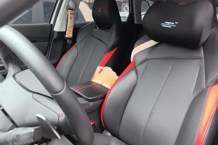 Used CHANGAN OSHAN Z6 2022 Blue Whale 1.5T DCT Smart Edition Left Front Seat