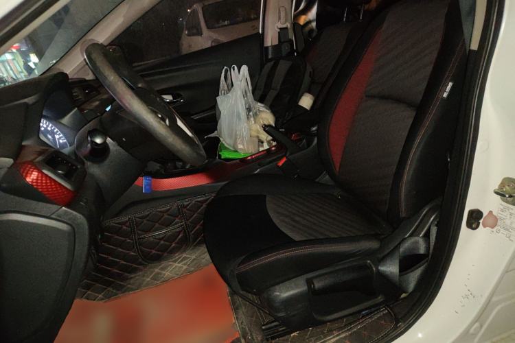 Used Nissan Lannia 2016 1.6L Manual Cool Edition Left Front Seat