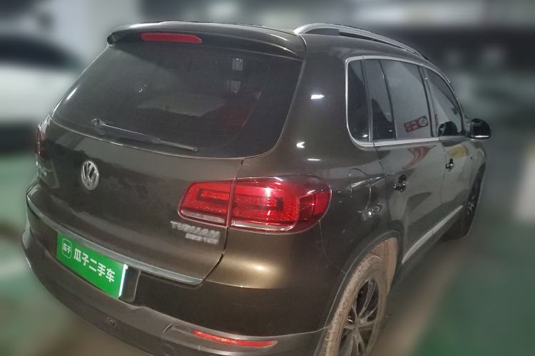 Used Volkswagen Tiguan 2016 300TSI Automatic All-Wheel Drive Luxury Edition Rear Right 45 Deg