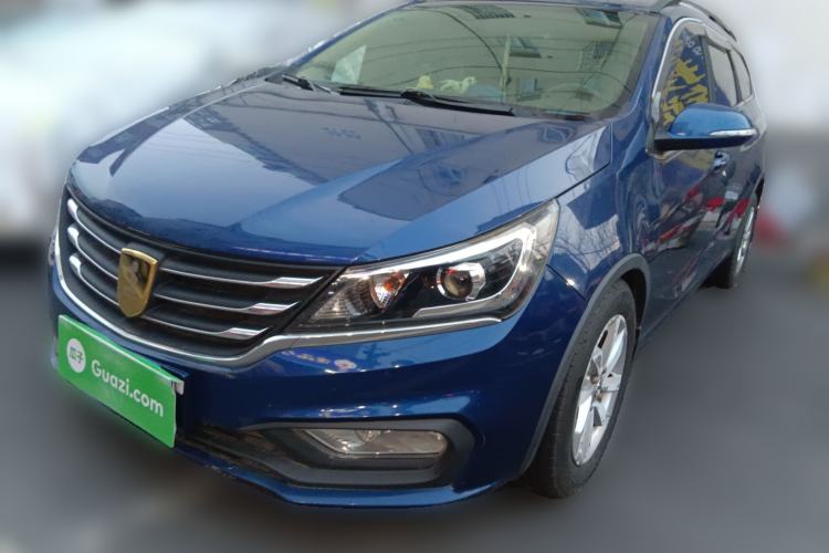 Used Baojun 310W 2017 1.5L Manual Fashion Model China V