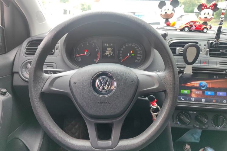 Used Volkswagen Polo 2016 1.4L Cross Polo Automatic Steering Wheel