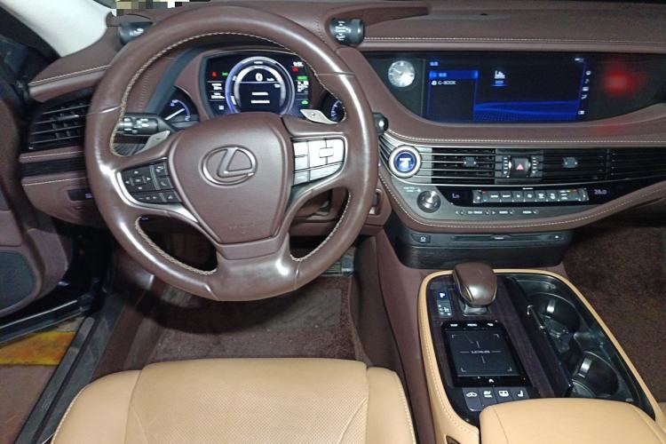 Used Lexus LS 2018 500h Premier Edition China V Standard