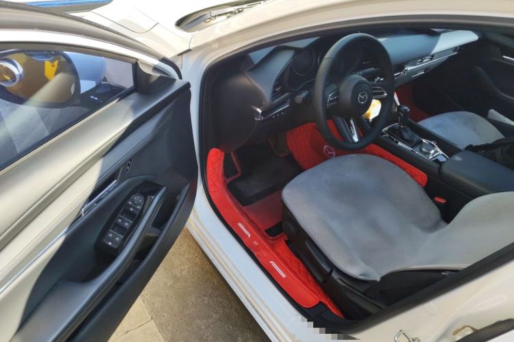 Used Mazda Mazda 3 Axela 2023 2.0L Automatic Zhiya Edition