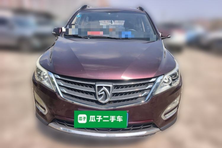 Used Baojun 560 2015 1.8L manual luxury version
