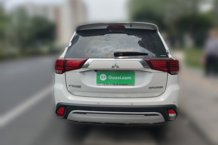 Used Mitsubishi Outlander 2020 2.4L 4x4 Zhi Xiang Edition 5 Seats