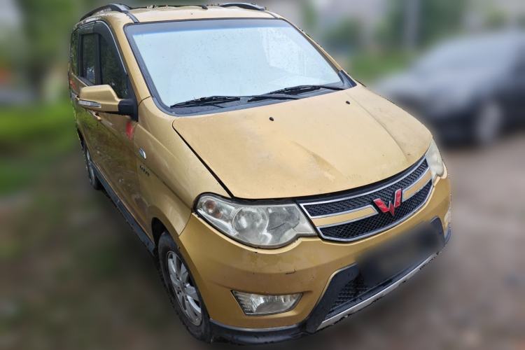 Used Wuling Hongguang 2013 1.5L S Comfort Model
