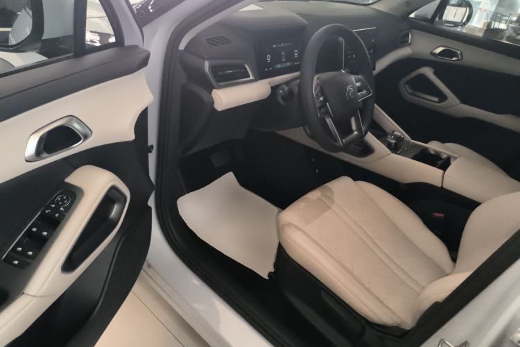 Used BYD Yuan UP 2024 401 km Active Version Driver Seat