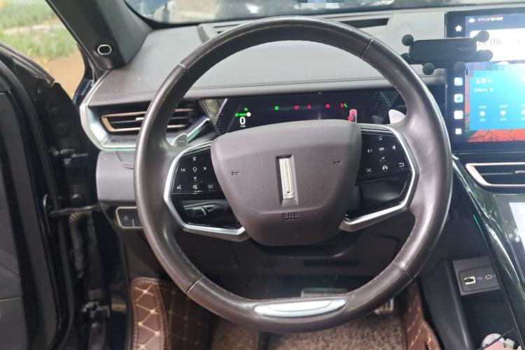 Used Wey Mocha 2021 2.0T Two-Wheel-Drive Premium Edition
