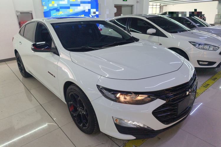 Used Chevrolet Malibu XL 2022 Redline 550T Automatic Sport Edition Front Right 45 Deg