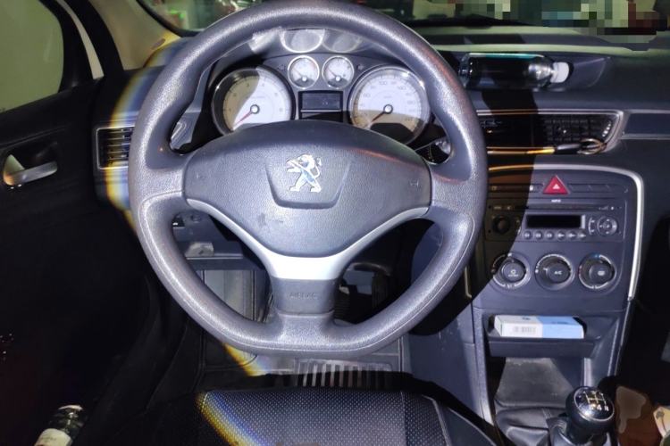 Used Peugeot 308 2012 1.6L Manual YouShang Edition
