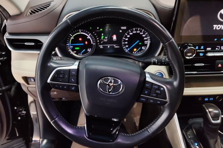 Used Toyota Highlander 2022 Dual-Engine 2.5L Two-Wheel Drive Prestige Edition 7-Seater