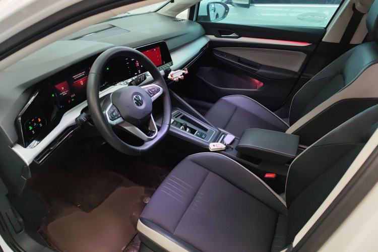 Used Volkswagen Golf 2023 Facelift 280TSI DSG Pro
