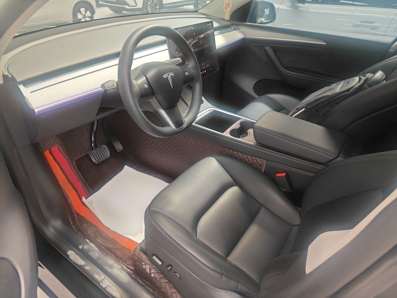 Interior delantero