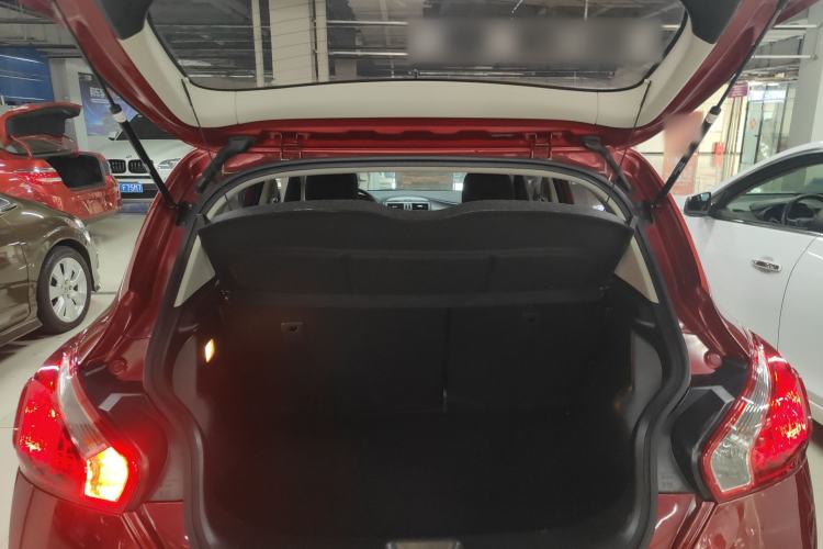 Used Nissan Tiida 2014 1.6L CVT Comfort Model