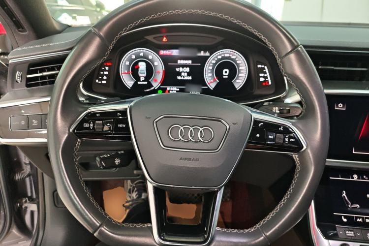 Used Audi A7L 2022 45 TFSI quattro S-line Wind Rider Steering Wheel