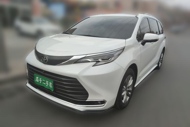 Used Toyota SIENNA 2024 2.5L Hybrid Comfort Edition