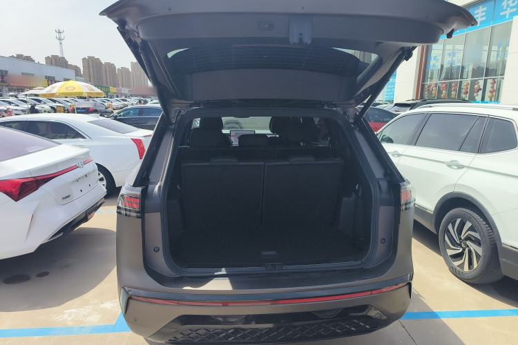 Used Volkswagen Teramont 2025 Tiguan Pro 450TSI Four-Wheel Drive Summit Edition
