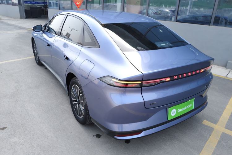 Used Nissan N6 2026 Model 180 Max Exterior 2