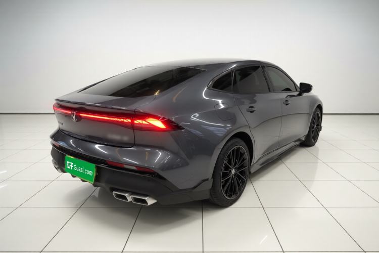 Used Changan UNI-V 2024 1.5T Prestige Edition