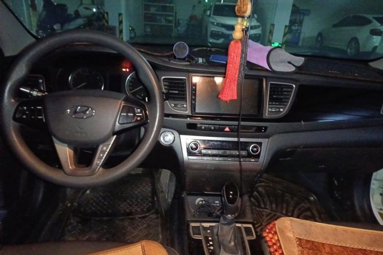 Used Hyundai Mistra 2014 1.8L Automatic Smart GLS
