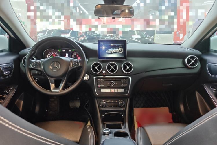 Used Mercedes-Benz GLA 2017 GLA 200 Fashion Model