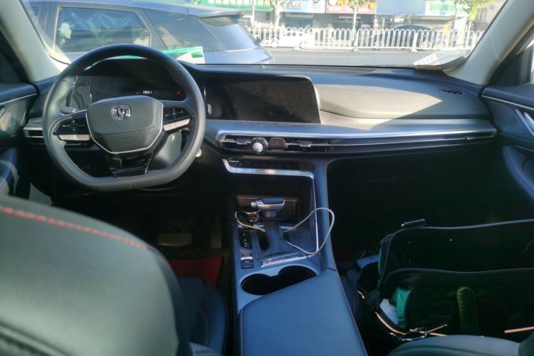 Used Changan CS35PLUS 2023 Enjoy Edition 1.4T DCT Prestige Model
