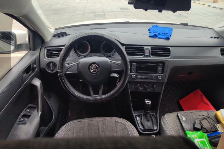 Used Skoda Rapid Spaceback 2019 Revised Version 1.5L Automatic Standard Edition China VI Steering Wheel
