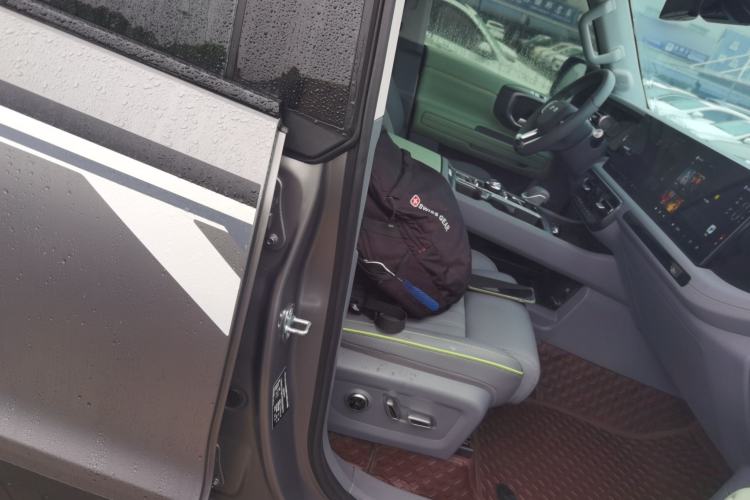 Used BAIC Off-Road BJ40 2024 2.0T All-New Ring of the Taklamakan Champion Edition Right Front Seat