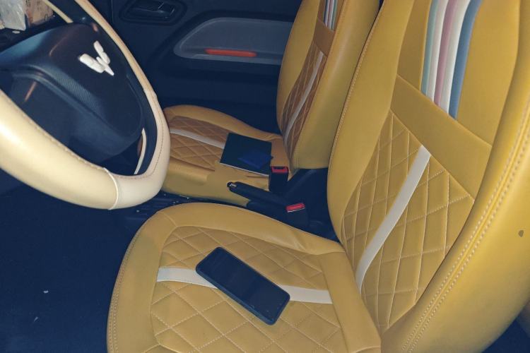 Used Wuling Hongguang MINIEV 2022 Zizai Version Lithium Iron Phosphate Left Front Seat