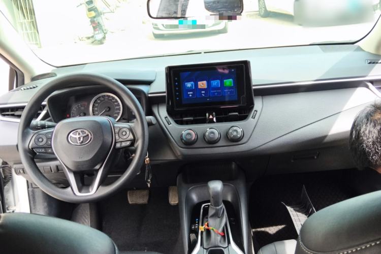 Used Toyota Corolla 2022 TNGA 1.5L CVT Pioneer Edition Center Console